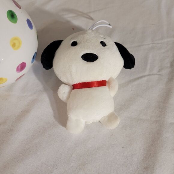 3 Cermaic Pieces 2 Mugs & Vase W/ Plush - Picture 15 of 16